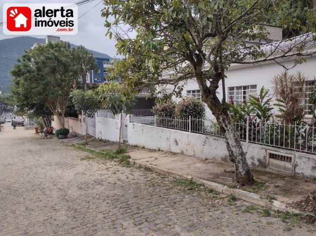 Casa - Venda:  Centro, Rio Bonito - RJ